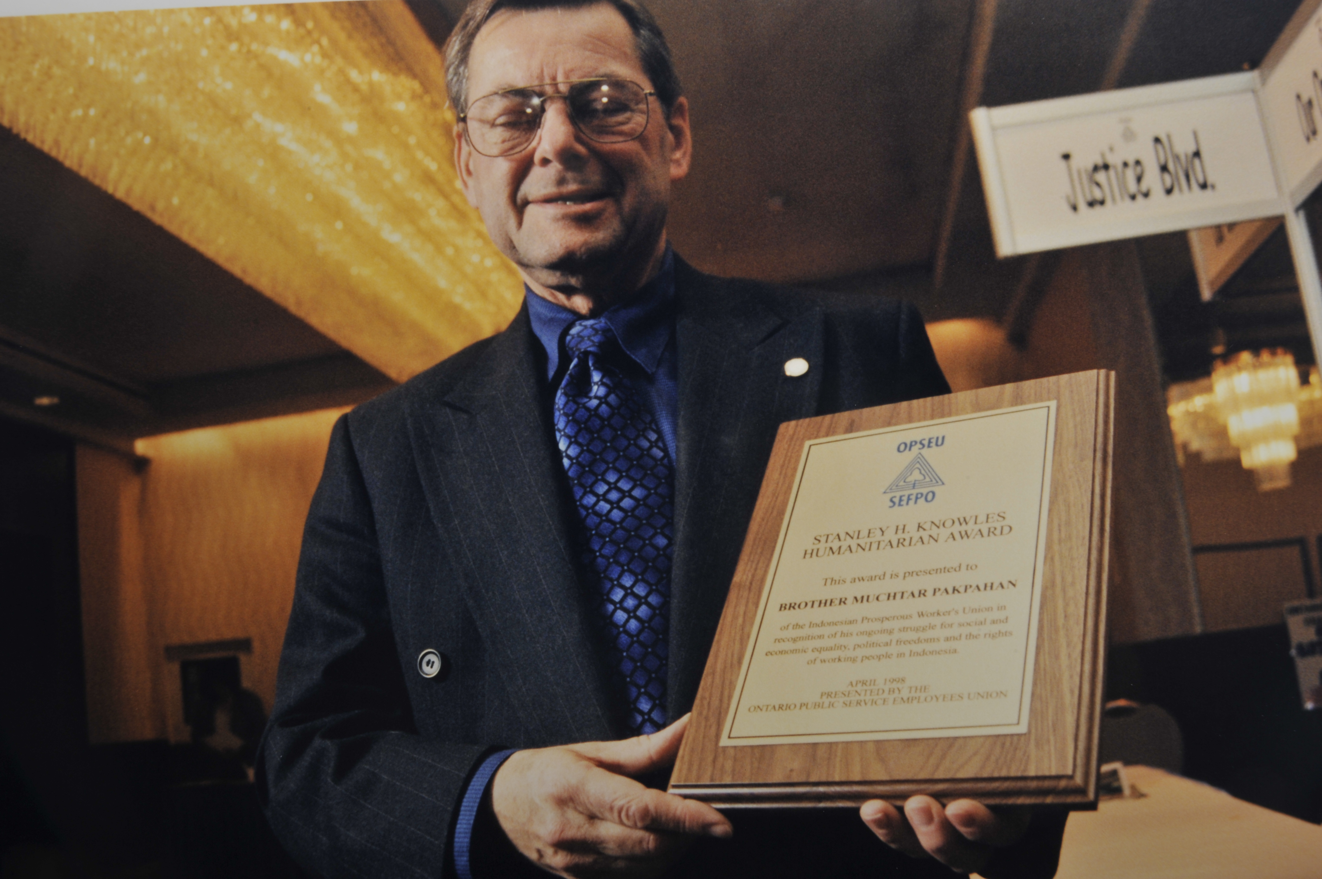 Humanitarian Award Stanely Knowles Jean Claude Parrot Human Rights History
