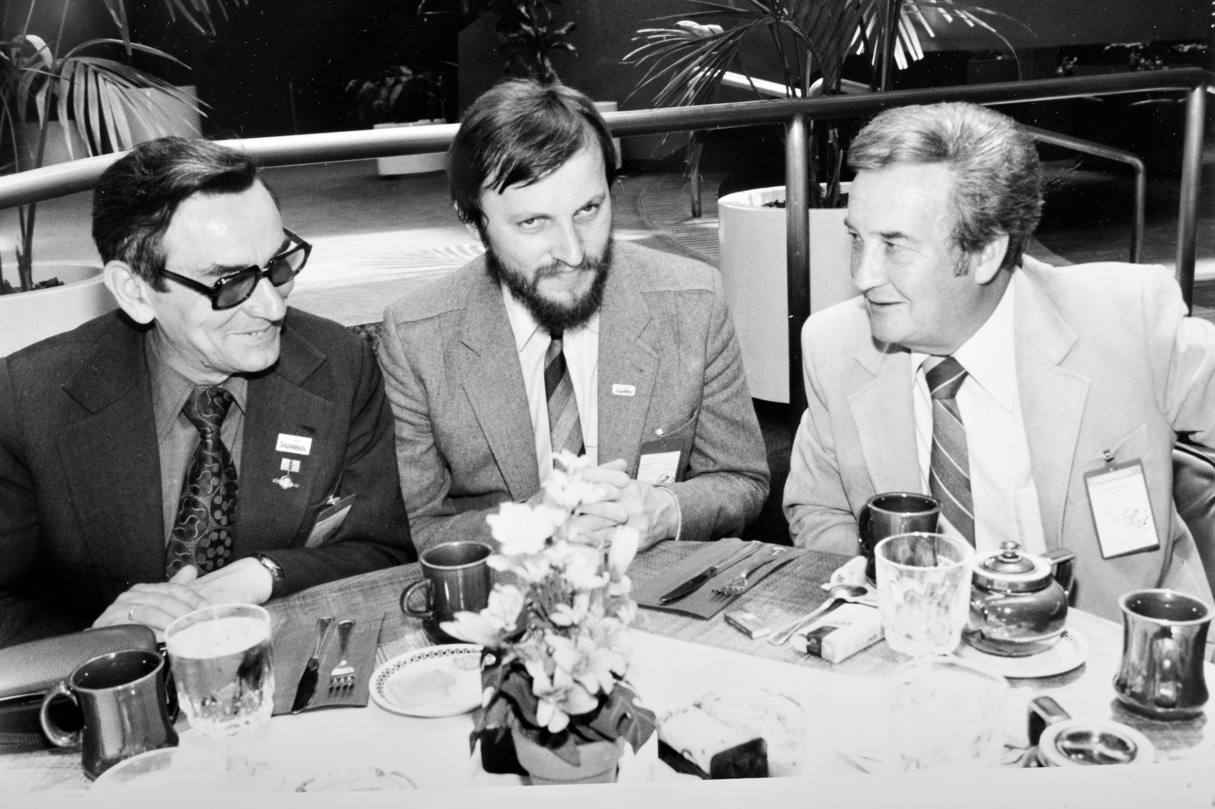 Poland solidarnosc from the presidents office mixed box